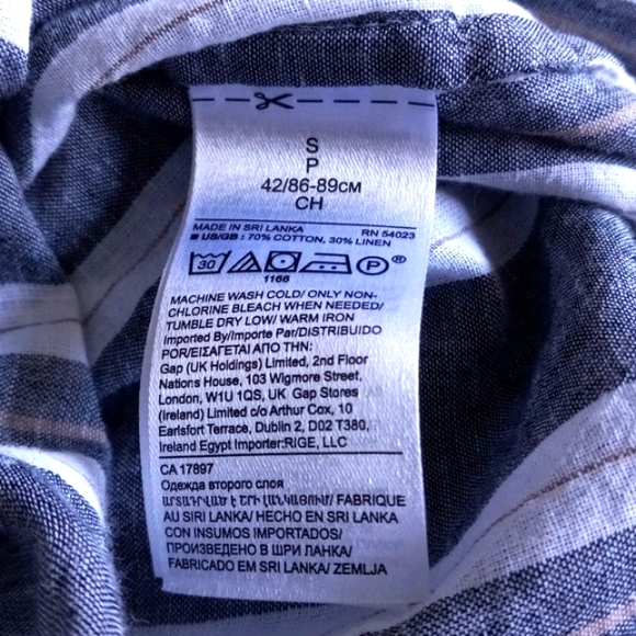 Banana Republic Womens Grey/White  Polo Sz Sm, half button Top Linen/ cotton - Picture 7 of 7